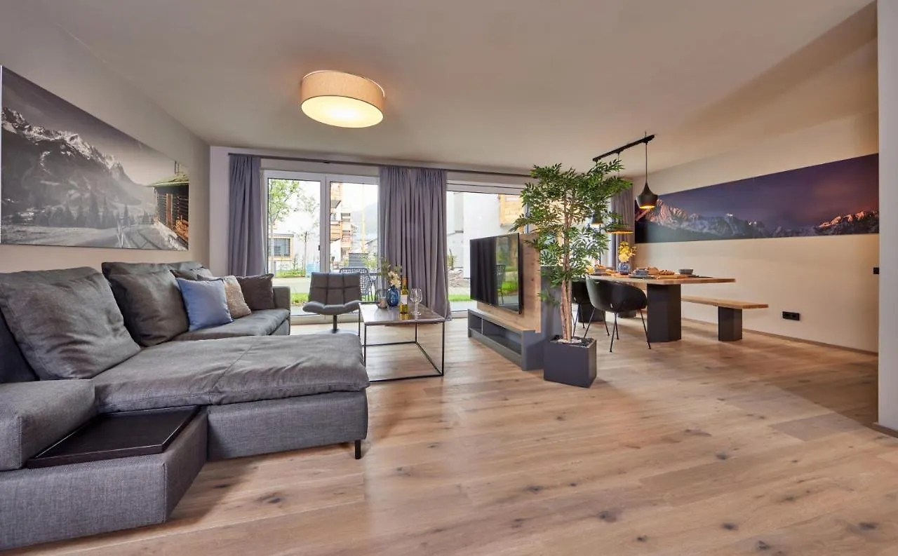 Moun10 Urlaubswohnen Aparthotel Garmisch-Partenkirchen 3*,