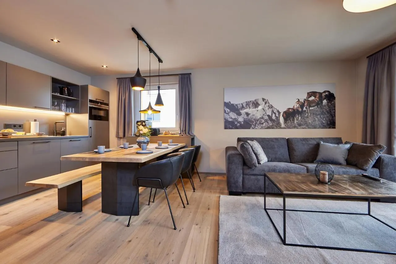 Moun10 Urlaubswohnen Aparthotel Garmisch-Partenkirchen 3*,